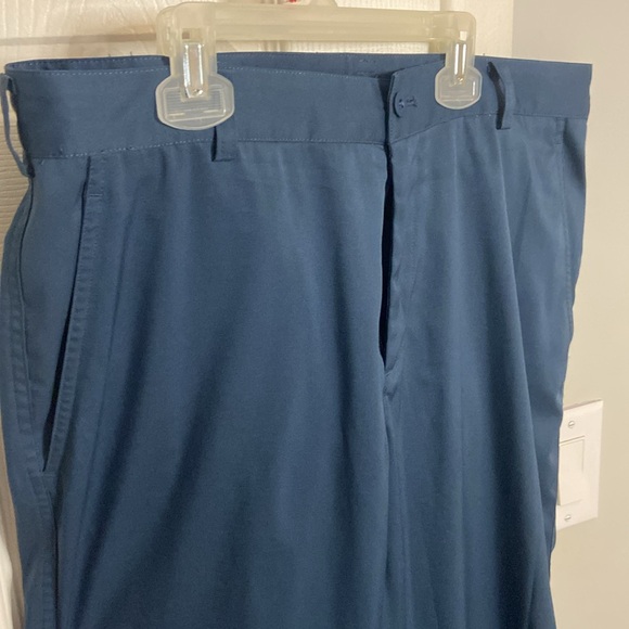 34" nike golf pants ( great for the office) - Picture 2 of 7